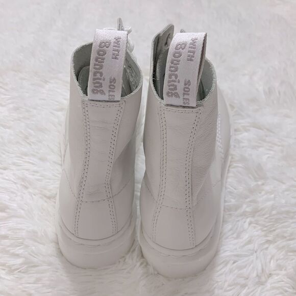Dr. Martens Women’s 1460 Pascal Mono White Leather Lace Up Combat Boots Sz 6 - Picture 7 of 10